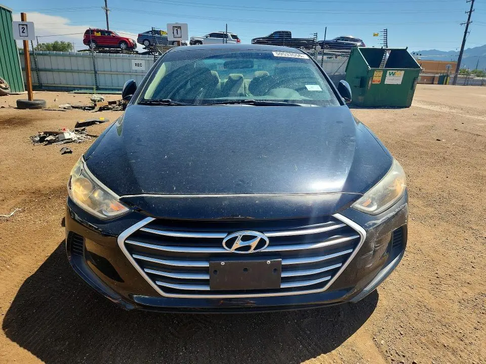 2018 HYUNDAI ELANTRA SE  