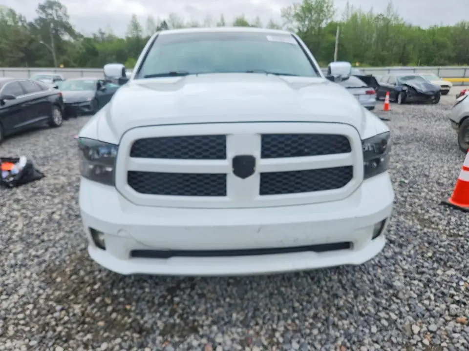 2014 RAM 1500 ST  