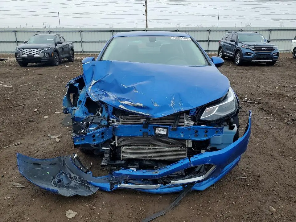 2018 CHEVROLET CRUZE LT  