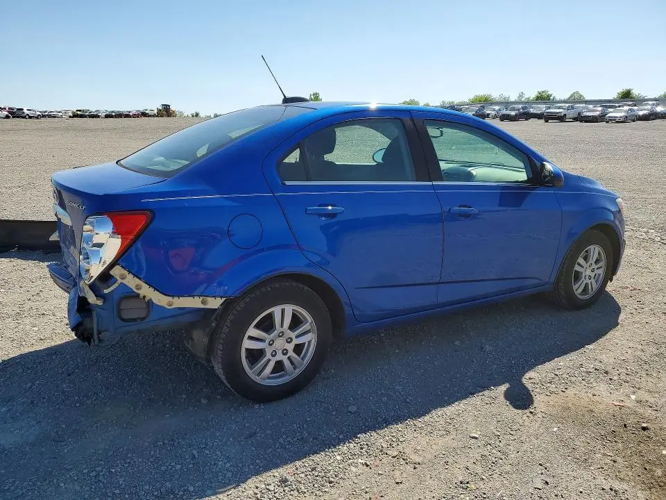 2016 CHEVROLET SONIC LT  