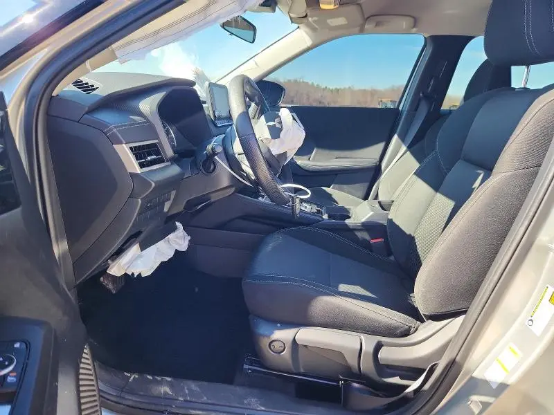 2024 MITSUBISHI OUTLANDER ES  