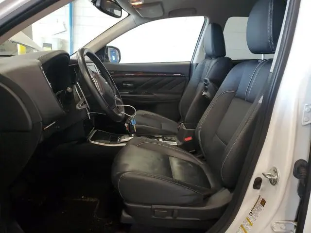 2018 MITSUBISHI OUTLANDER SE