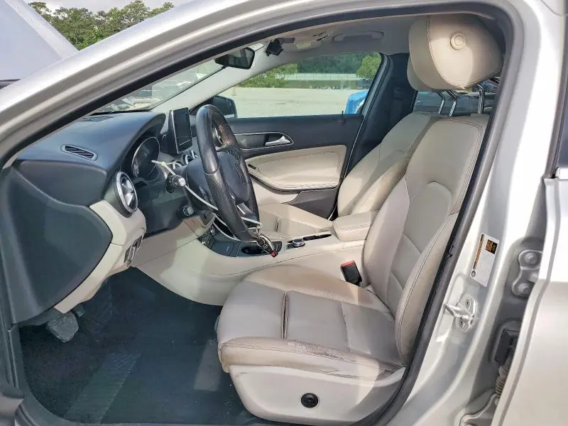 2016 MERCEDES-BENZ GLA 250  