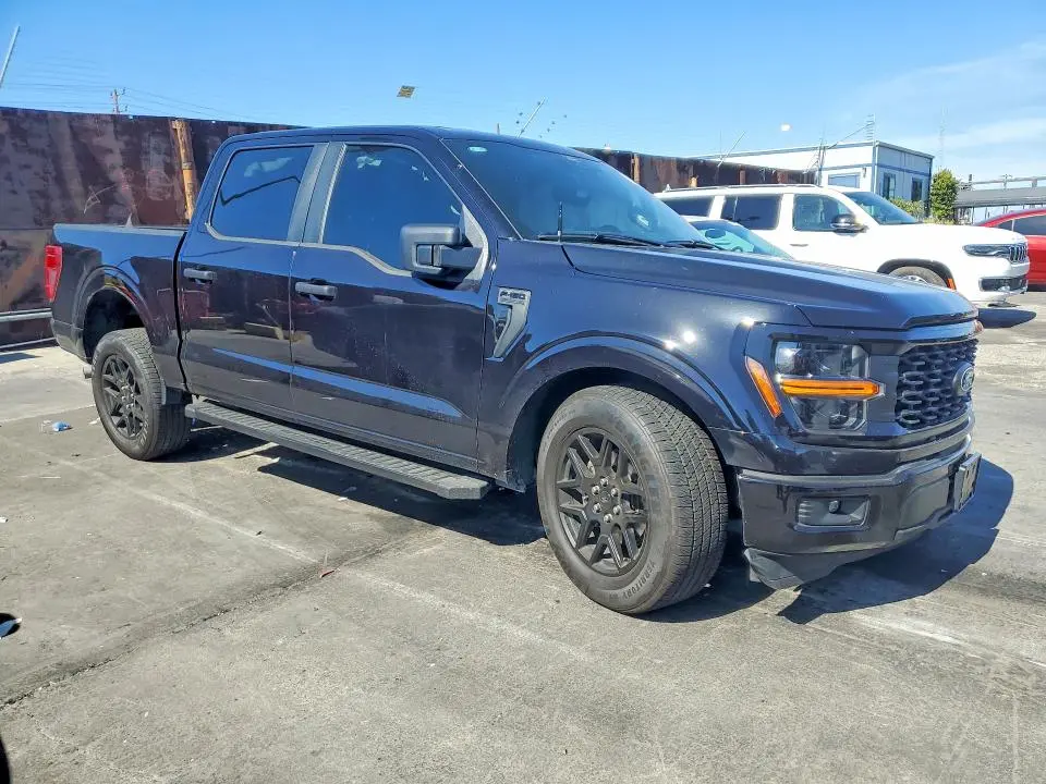 2025 FORD F150 STX  