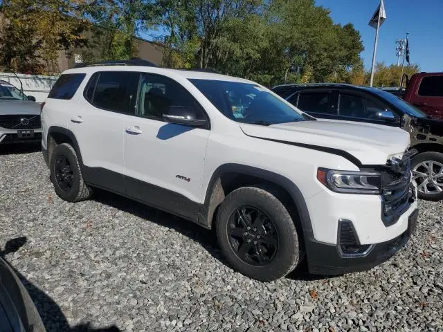 2022 GMC ACADIA AT4  