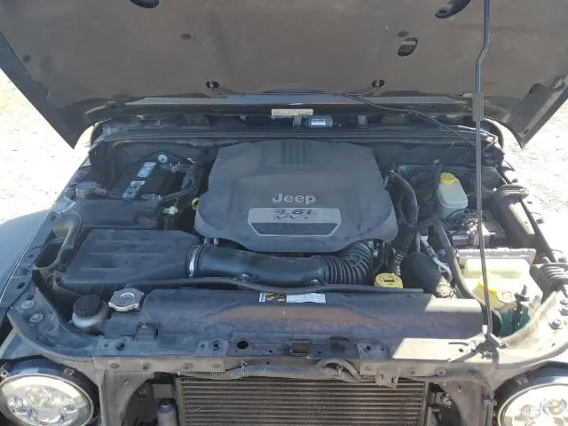 2013 JEEP WRANGLER SAHARA  