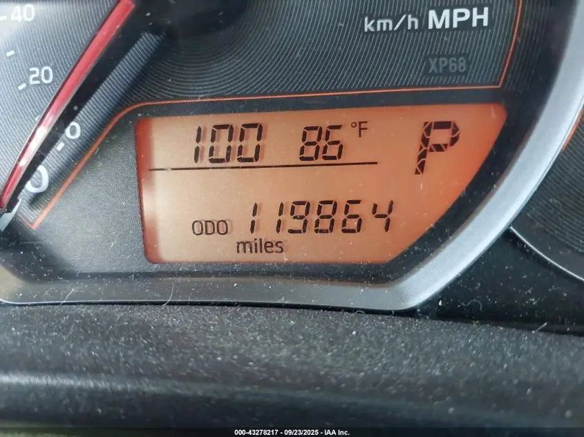 2012 TOYOTA YARIS LE