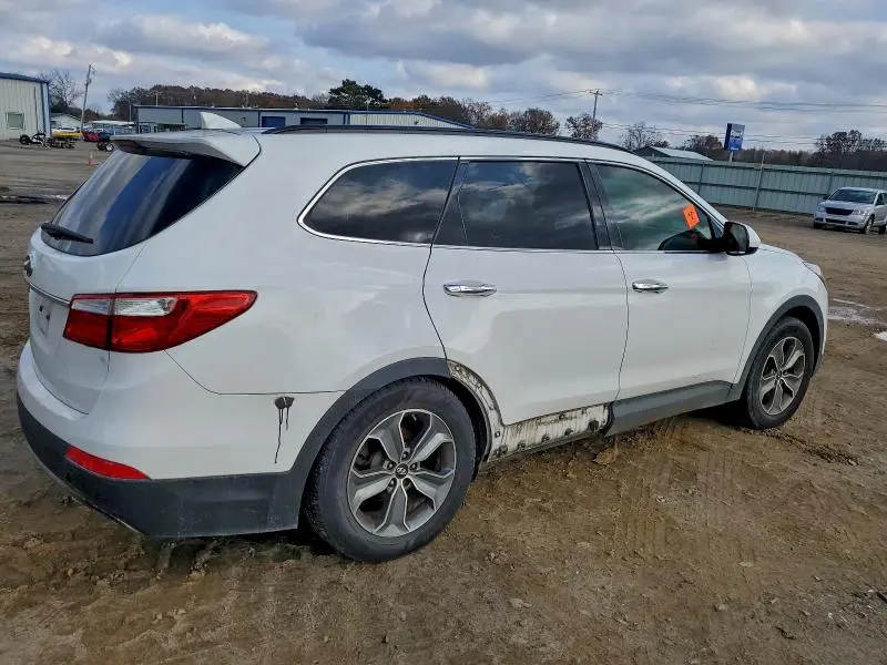 2016 HYUNDAI SANTA FE SE  