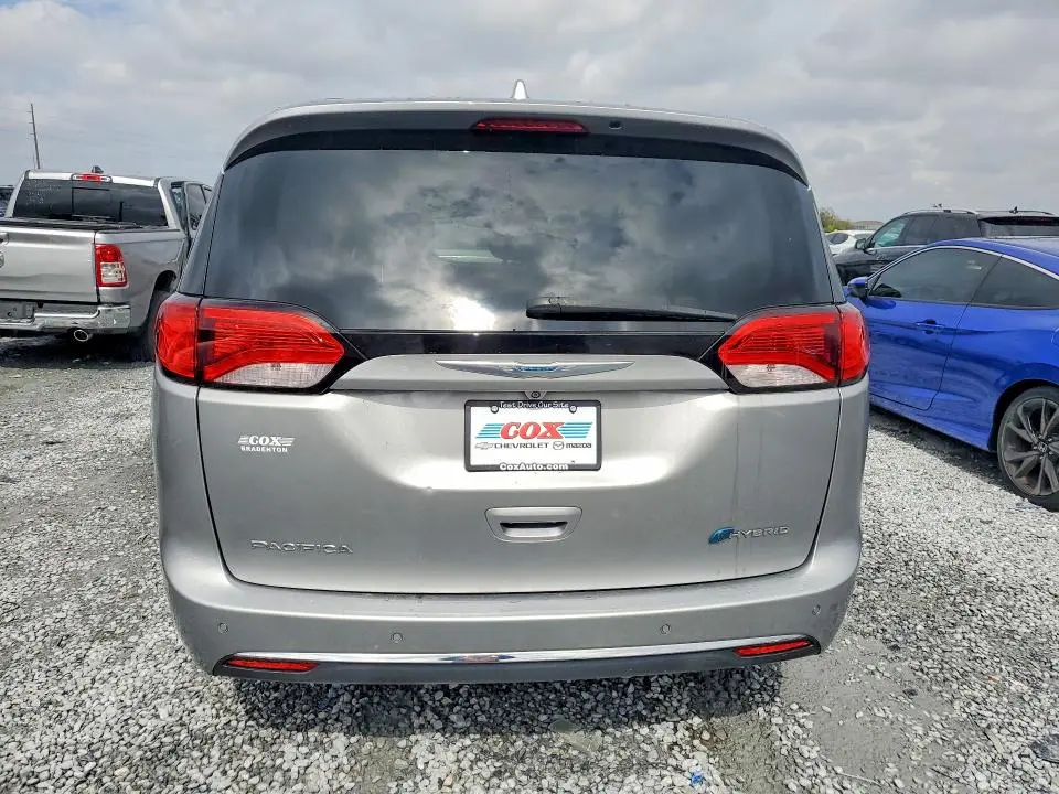 2017 CHRYSLER PACIFICA EHYBRID PLATINUM  