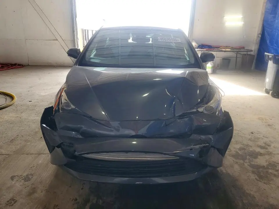 2018 TOYOTA PRIUS FOUR  