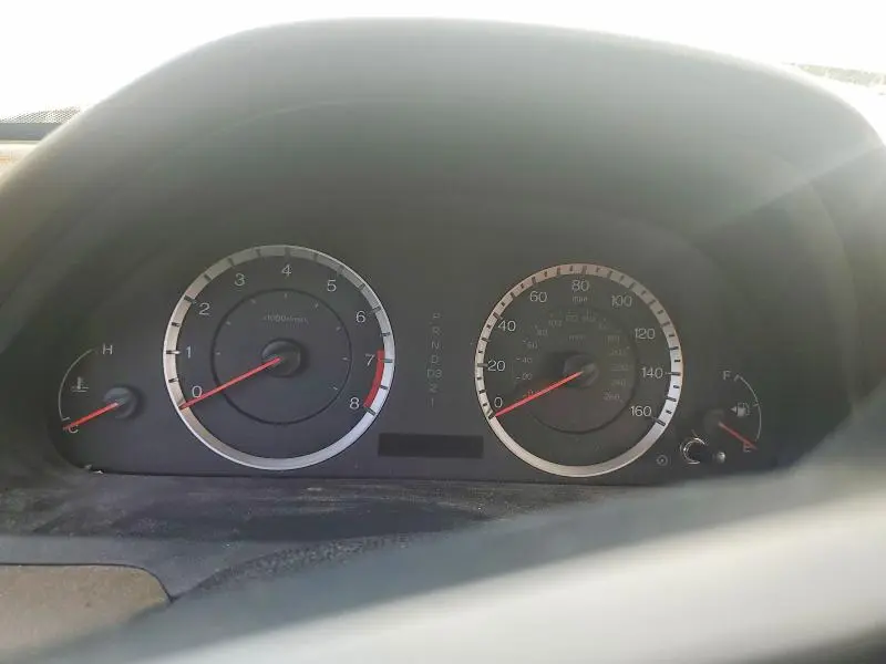 2010 HONDA ACCORD LX  