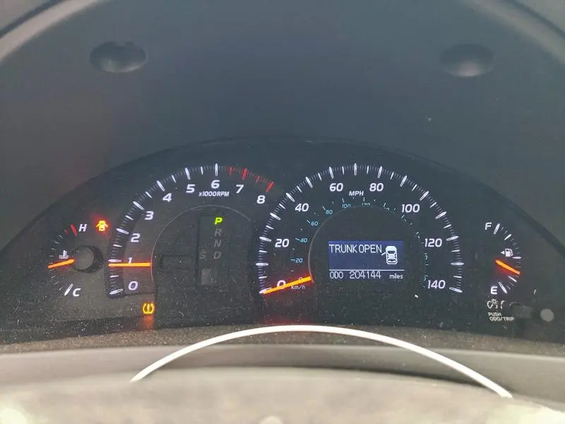 2010 TOYOTA CAMRY BASE  