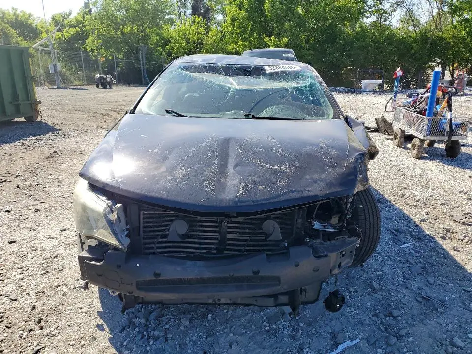 2014 TOYOTA CAMRY SE  