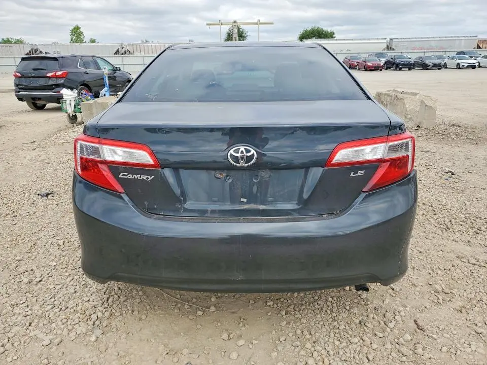 2013 TOYOTA CAMRY LE  