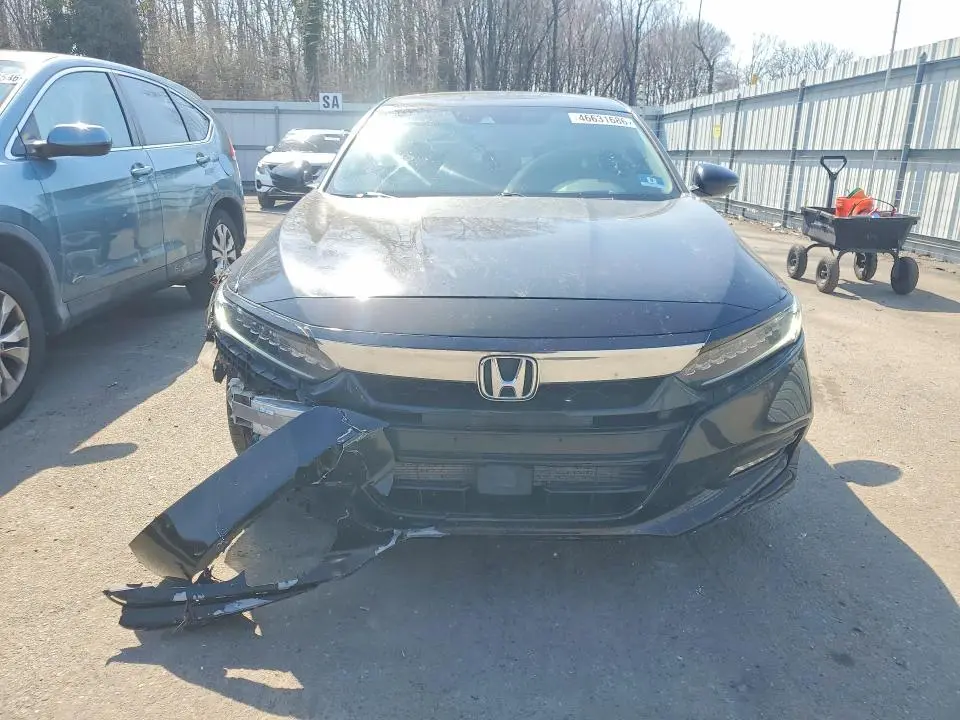 2018 HONDA ACCORD TOURING  