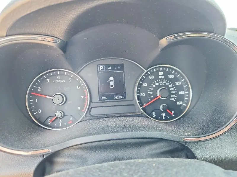 2018 KIA FORTE LX  