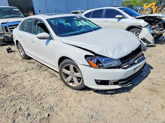 2012 VOLKSWAGEN PASSAT SE  