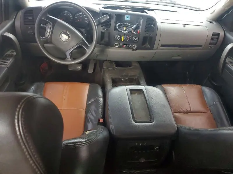 2011 CHEVROLET SILVERADO C1500 LS  