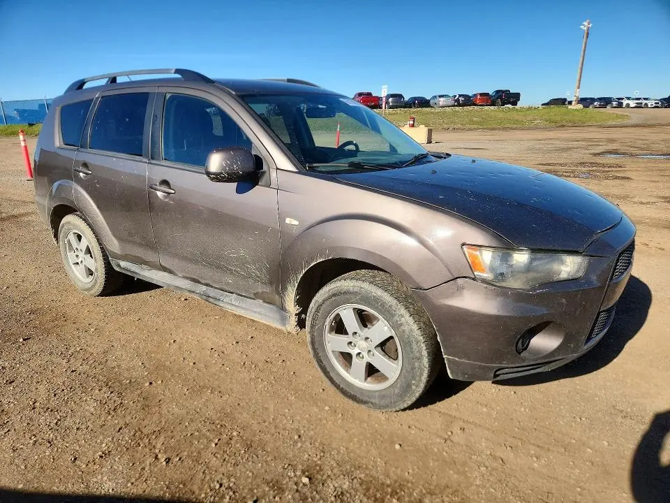 2012 MITSUBISHI OUTLANDER ES  
