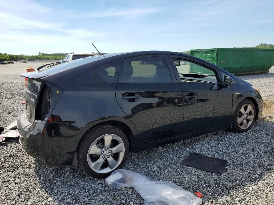 2013 TOYOTA PRIUS PERSONA SERIES SE  