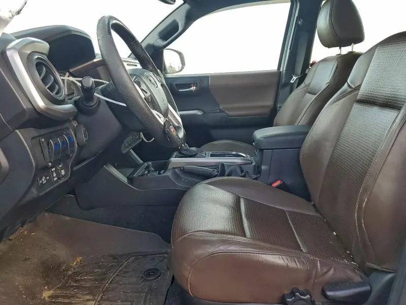 2017 TOYOTA TACOMA DOUBLE CAB  