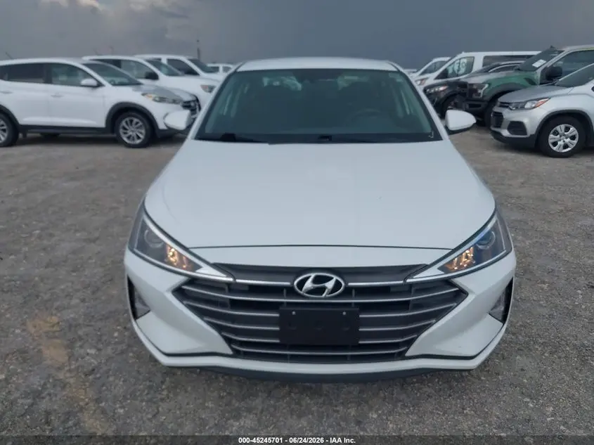 2020 HYUNDAI ELANTRA SE
