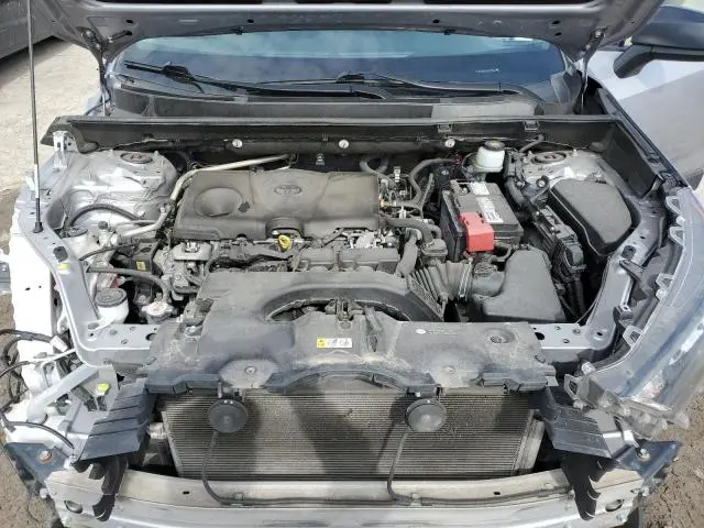 2020 TOYOTA RAV4 LE  