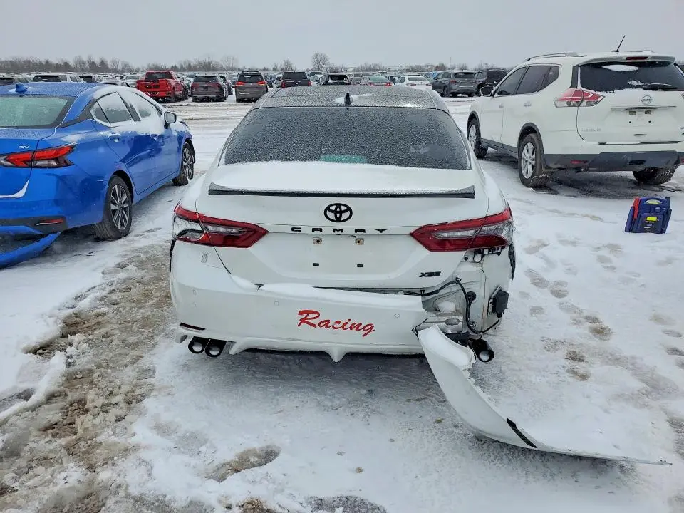 2021 TOYOTA CAMRY XSE V6  