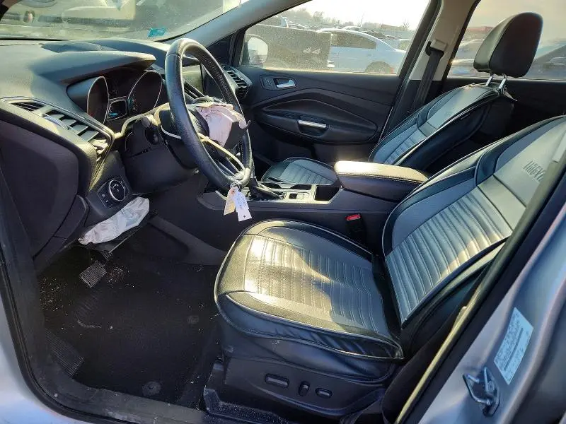 2017 FORD ESCAPE TITANIUM  