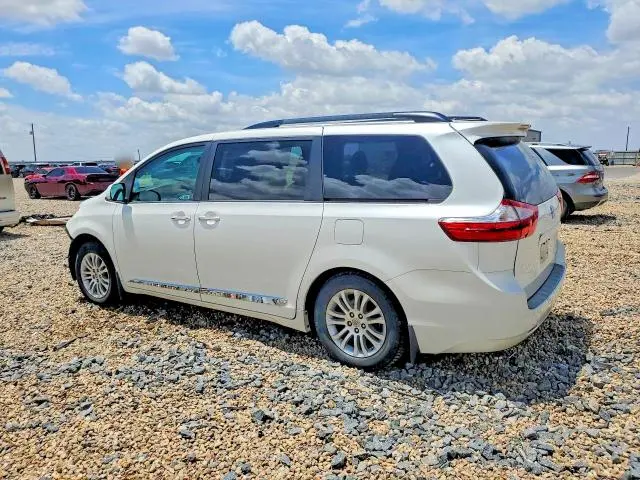 2016 TOYOTA SIENNA XLE 8-PASSENGER  