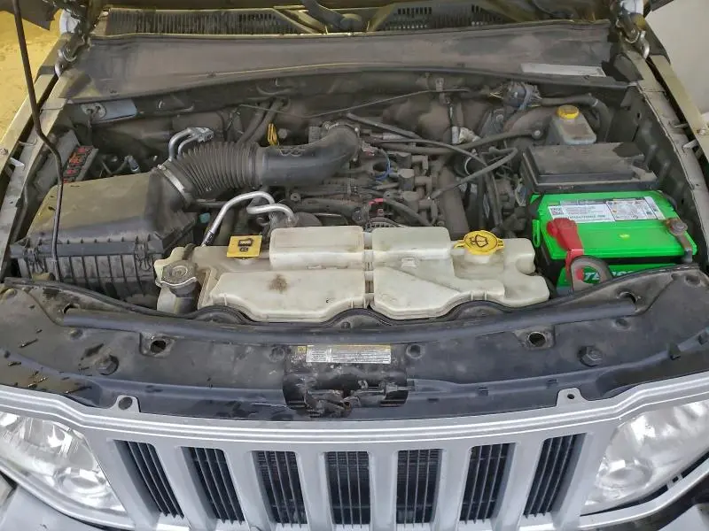 2010 JEEP LIBERTY SPORT  