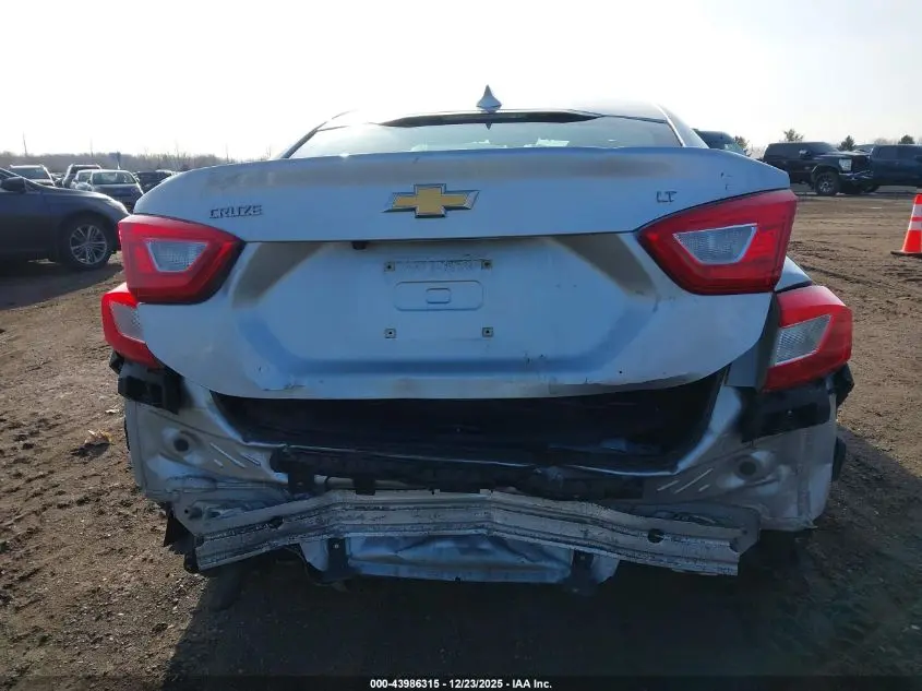 2017 CHEVROLET CRUZE LT AUTO