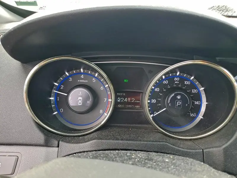 2012 HYUNDAI SONATA SE  