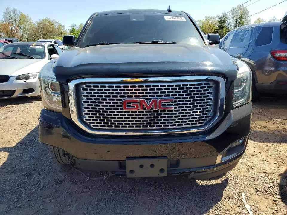 2017 GMC YUKON DENALI  