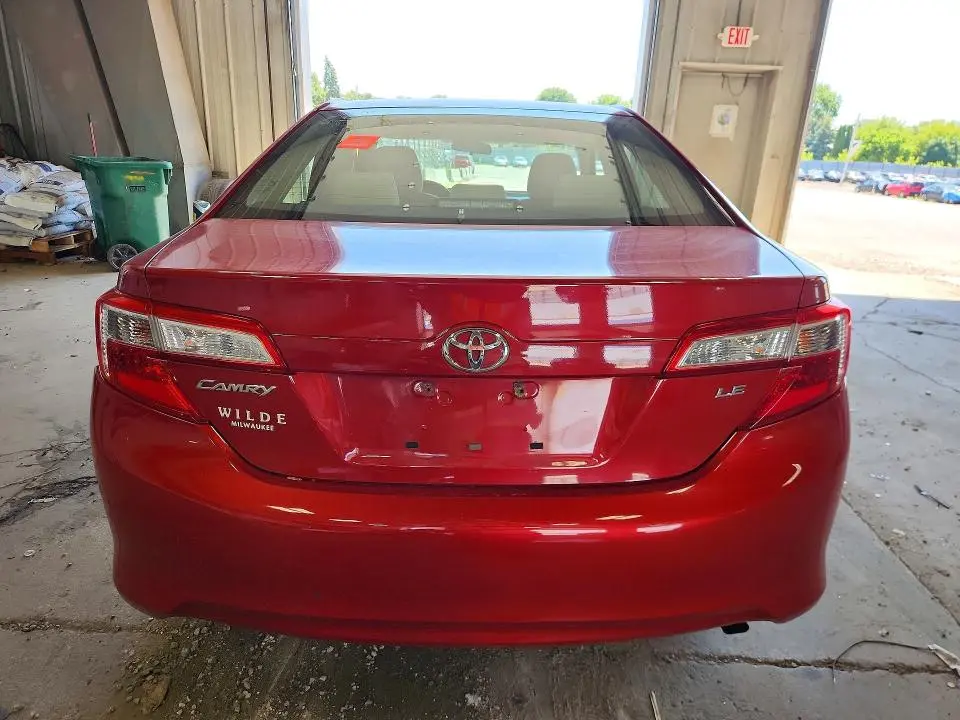 2012 TOYOTA CAMRY LE  