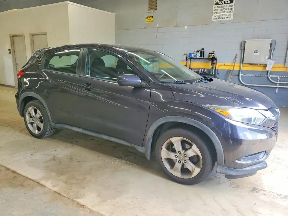 2016 HONDA HR-V LX  