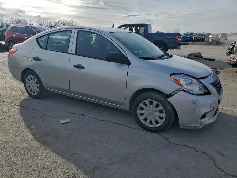 2014 NISSAN VERSA S  