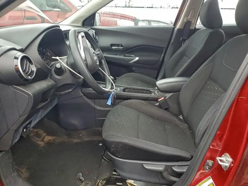 2022 NISSAN KICKS SV  