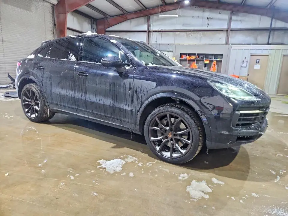 2020 PORSCHE CAYENNE S COUPE  