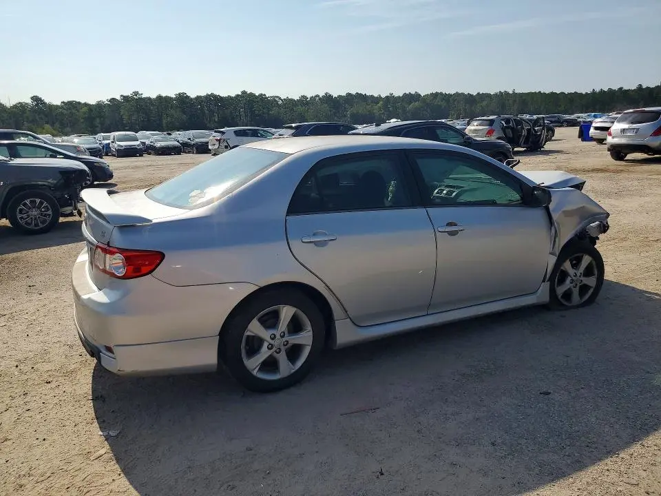 2013 TOYOTA COROLLA S  