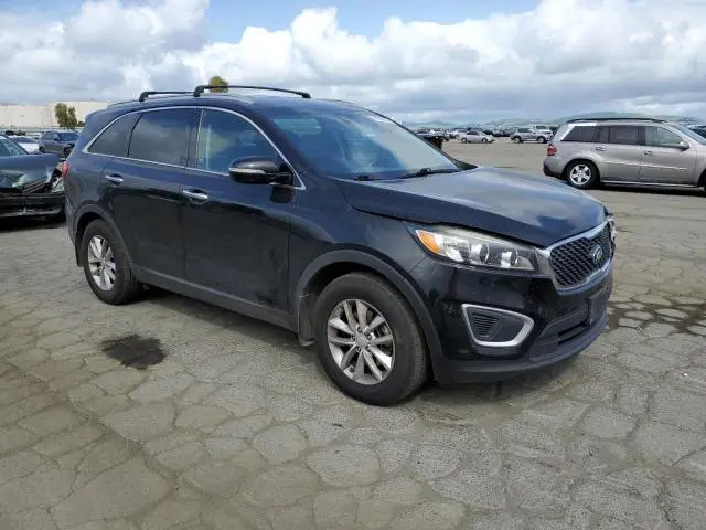 2018 KIA SORENTO LX  