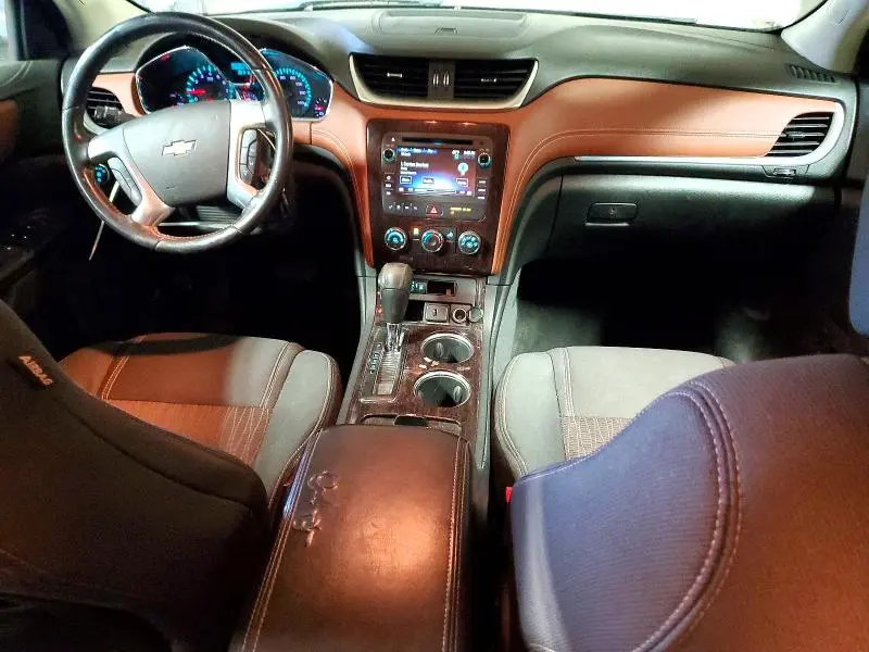 2015 CHEVROLET TRAVERSE LT  