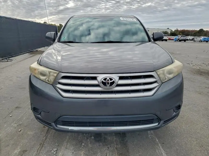 2011 TOYOTA HIGHLANDER BASE  