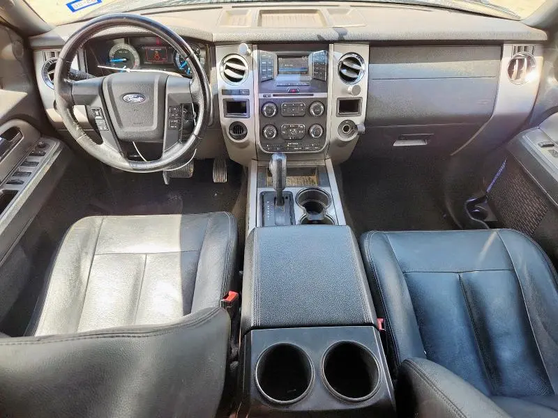 2017 FORD EXPEDITION XLT  