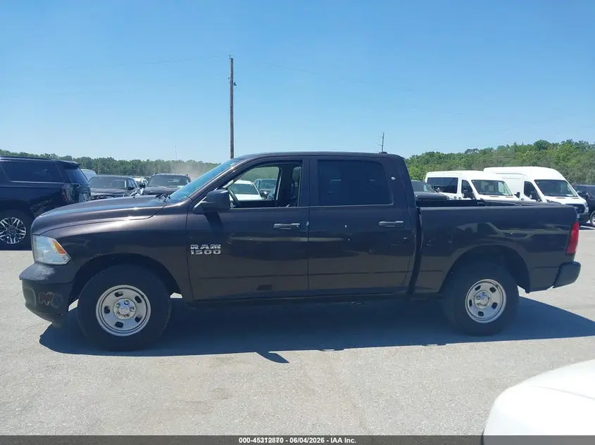 2017 RAM 1500 TRADESMAN  4X4 5'7 BOX
