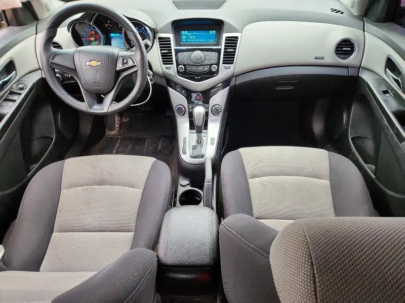 2013 CHEVROLET CRUZE LS  