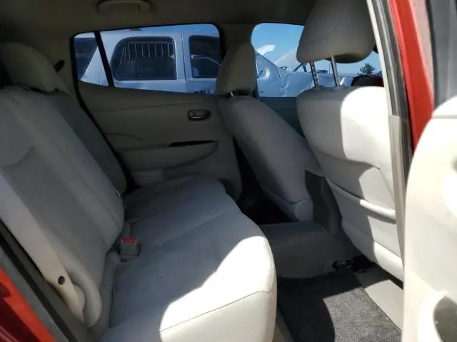 2015 NISSAN LEAF S  