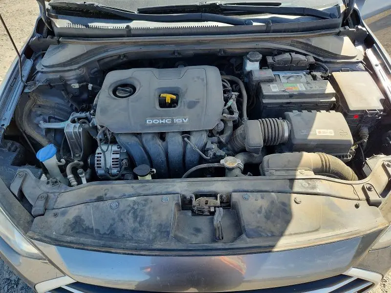 2018 HYUNDAI ELANTRA SE  