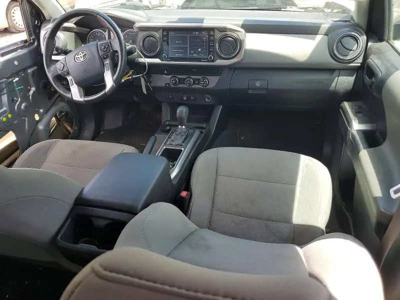 2020 TOYOTA TACOMA SR5 V6  