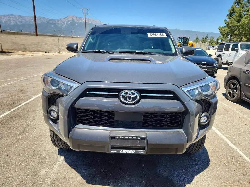 2024 TOYOTA 4RUNNER TRD OFF-ROAD  
